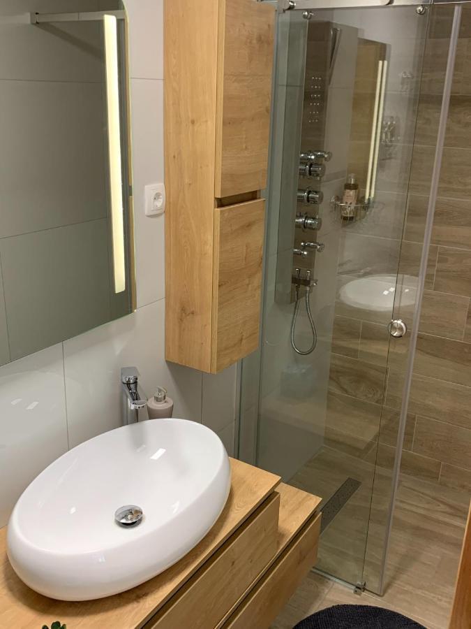 Apartmaji Pr' Nas Laško Buitenkant foto